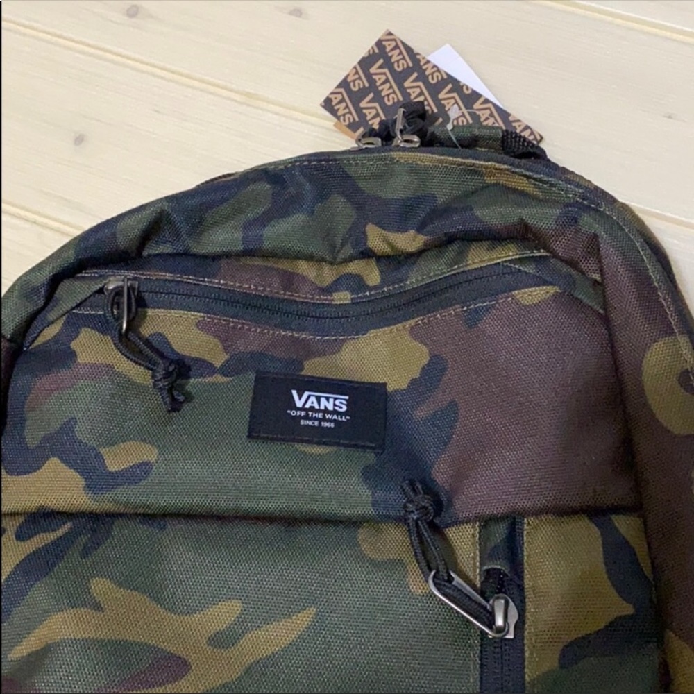 Vans camouflage backpack NWT - Picture 2 of 7